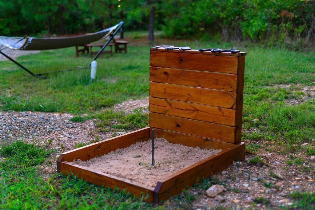 Вилла Under The Stars - Secluded, Hot Tub, Firepit, Games Брокен-Боу Экстерьер фото