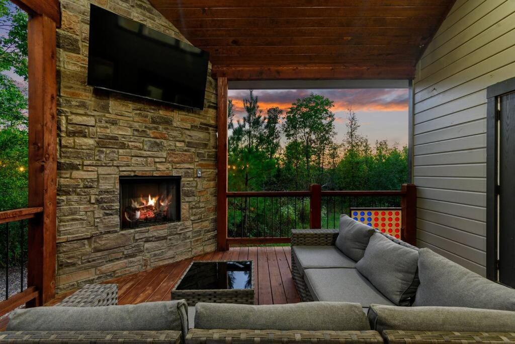 Вилла Under The Stars - Secluded, Hot Tub, Firepit, Games Брокен-Боу Экстерьер фото